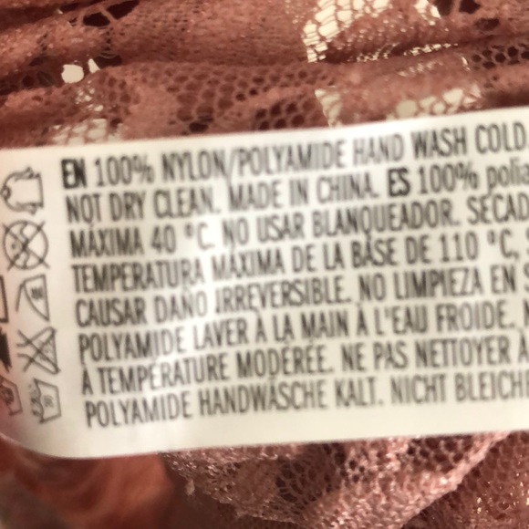 Beautiful, Mauve, lace, bell sleeved blouse - Picture 6 of 6